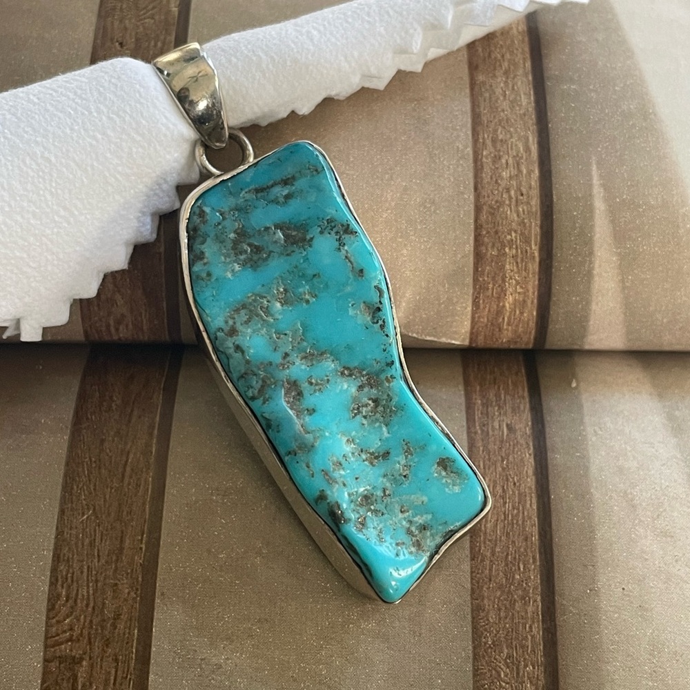 “BOHO” Stunning 925 sterling silver Turquoise Rough Pendent!!Scenic  Turquoise!
